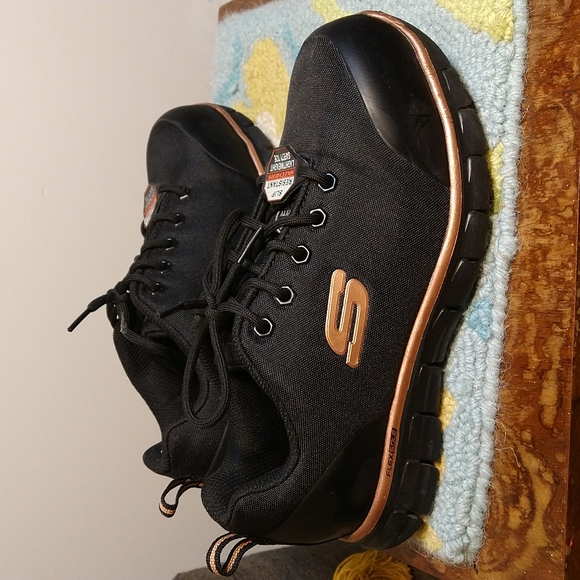 Skechers Slip Resistant Light Weight Work Shoes - Picture 5 of 9